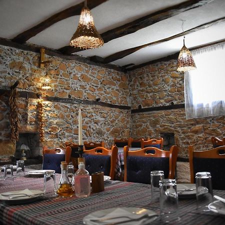 Corbadziski An Ethno House Bed & Breakfast Vratnica Bagian luar foto